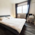 Lit double et bureau dans chaque chambre - rénovation d'un appartement à Lille en vue d'une mise en location