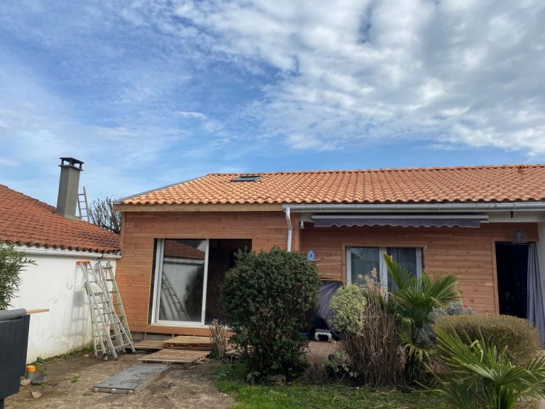 Extension de maison en bois à Ambarès et Lagrave (33)