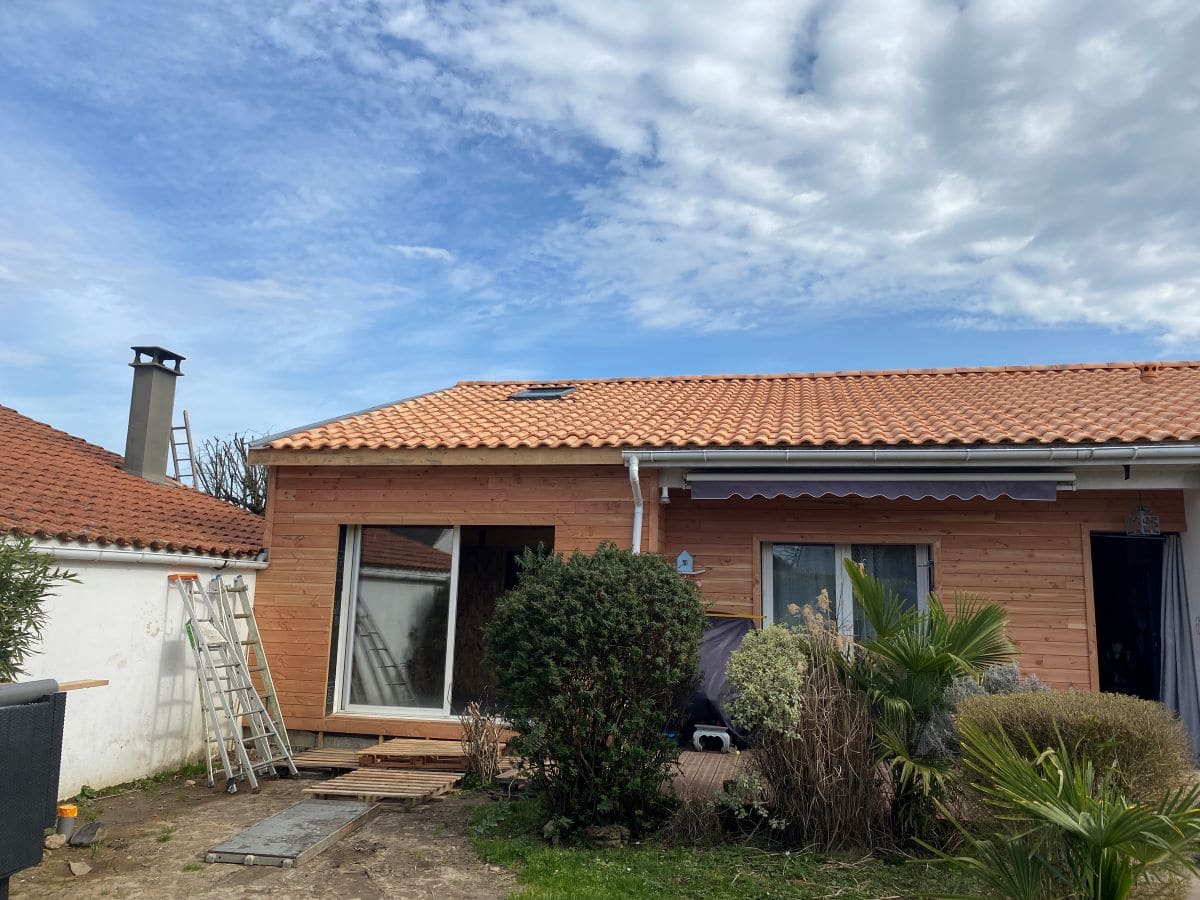 Extension de maison en bois à Ambarès et Lagrave (33)