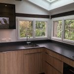 Cuisine aménagée avec meubles sur mesure - rénovation d'une cuisine à Beynes