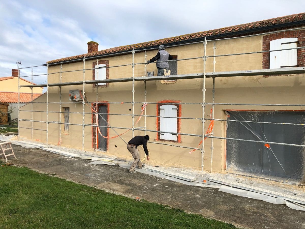 Rénovation façade d’une maison à Aizenay (85)
