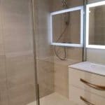 Miroir éclairé - rénovation d'une salle de bain à Limoges