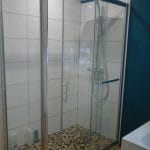 Création d'une salle de bain à vernon : douche et vasque individuelle