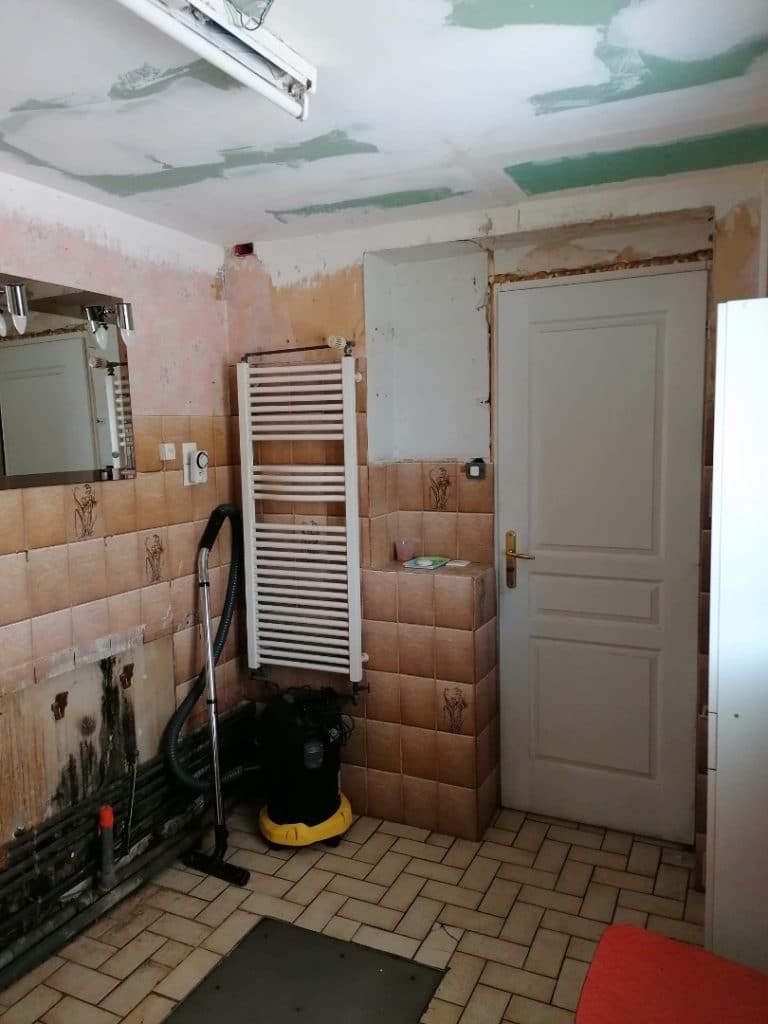 Avant travaux - Rénovation d'une salle de bain à Norrent-Fontes dans le Pas-de-Calais