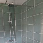 Colonne de douche et nouveau carrelage mural - rénovation salle de bain dans l'Eure