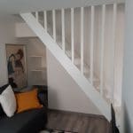 Remise aux normes du garde-corps de l'escalier - rénovation d'un appartement à à Bonnières sur Seine