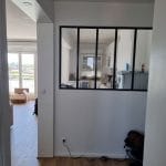 Cloisons modifiées avec pose d'une verrière intérieure - rénovation d'un appartement à Villejuif (94)