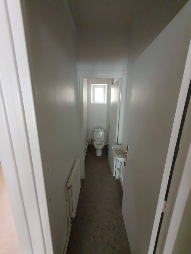 WC rénové - rénovation d'un appartement à Saint Malo