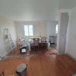 rénovation d’intérieur à Saint-Sulpice-de-Cognac - mur pendant travaux