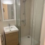 rénovation de salle de bain à Bordeaux - douche et meuble vasque
