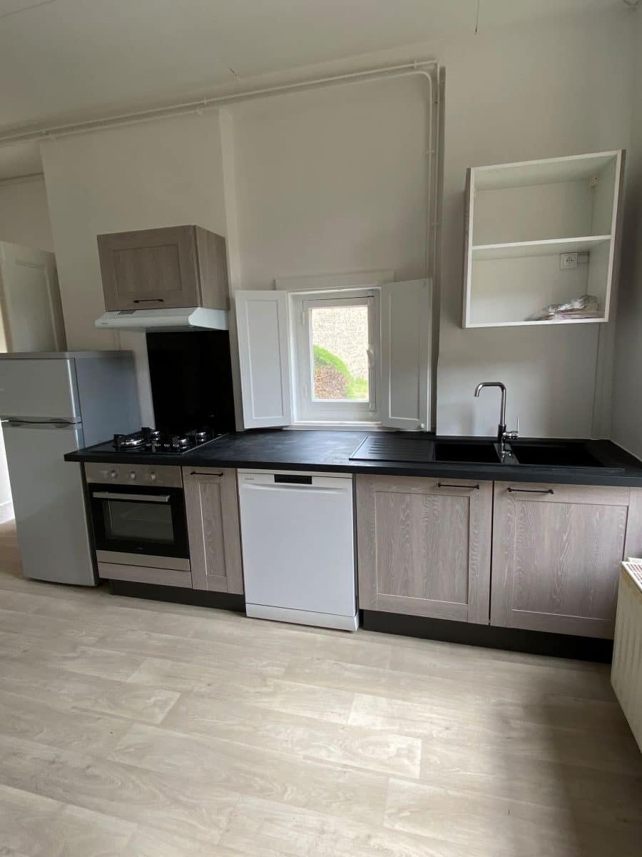 Rénovation de la cuisine d’une ancienne maison à Saint Victor Malescours (43)