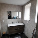 rénovation d'une maison à Pouilly - salle de bain avec meuble vasque