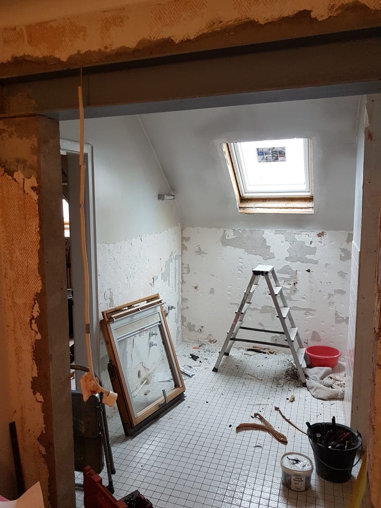 rénovation d'une maison de ville à Wolfisheim - salle de bain pendant travaux