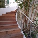 création d'une terrasse sur un balcon à Saint-Jean-de-Luz - escalier