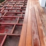 création d'une terrasse sur un balcon à Saint-Jean-de-Luz - pendant travaux de rénovation