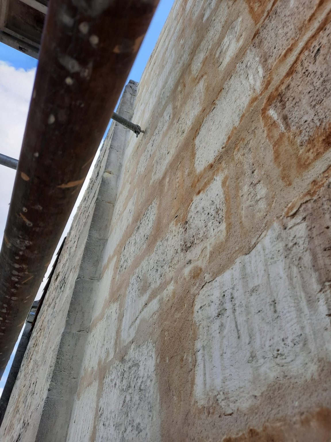 Démolition d’un conduit de cheminée à Bordeaux (33)