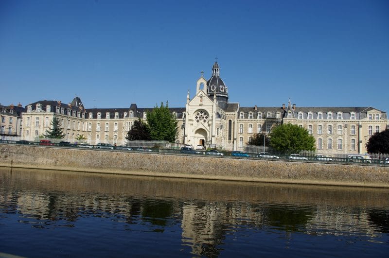 agence illiCO travaux Château-Gontier