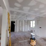 rénovation d'une maison à Veigné - pièce de vie pendant travaux de rénovation