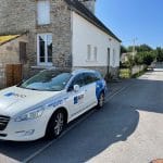 illiCo travaux devant la maison - Rénovation partielle d'une maison à Pleucadeuc dans le Morbihan