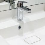 Détail vasque - Rénovation d'une salle de bain à Villeurbanne par illiCO travaux