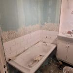rénovation d'une salle de bain à Rouen - baignoire pendant travaux