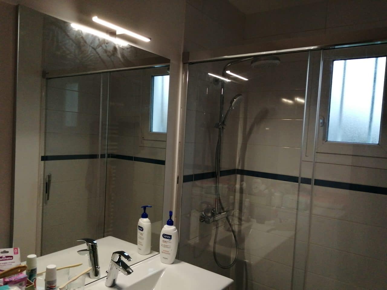 Rénovation complète de salle de bain à Challet (28)