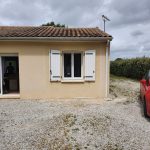 Fenêtre remplaçant l'ancienne porte - Transformation d'un garage en bureau à Saint Saturnin