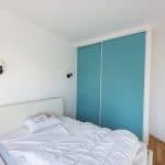 Chambre rénovée avec placard intégré - Rénovation d'un appartement à Saint Etienne en vue de sa mise en colocation