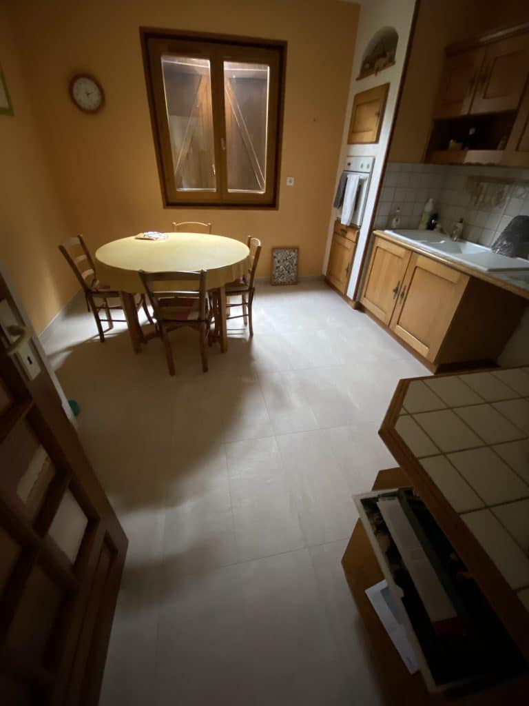rénovation d'une salle de bain à Saint-Pierre-de-Mésage - cuisine après travaux de rénovation