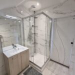 amenagement grenier en appartement - vasque et douche