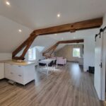 amenagement grenier en appartement - cuisine ouverte