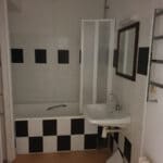 Rénovation appartement à Saint-Brieuc - ancienne salle de bain avec douche