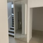 Rénovation d'un appartement avec deux terrasses -placard miroir