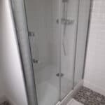 Rénovation salle de bain à Marcq-en-Barœul - porte transparente douche