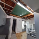 Rénovation de toiture plate et isolation intérieure Roubaix - installation du plafond