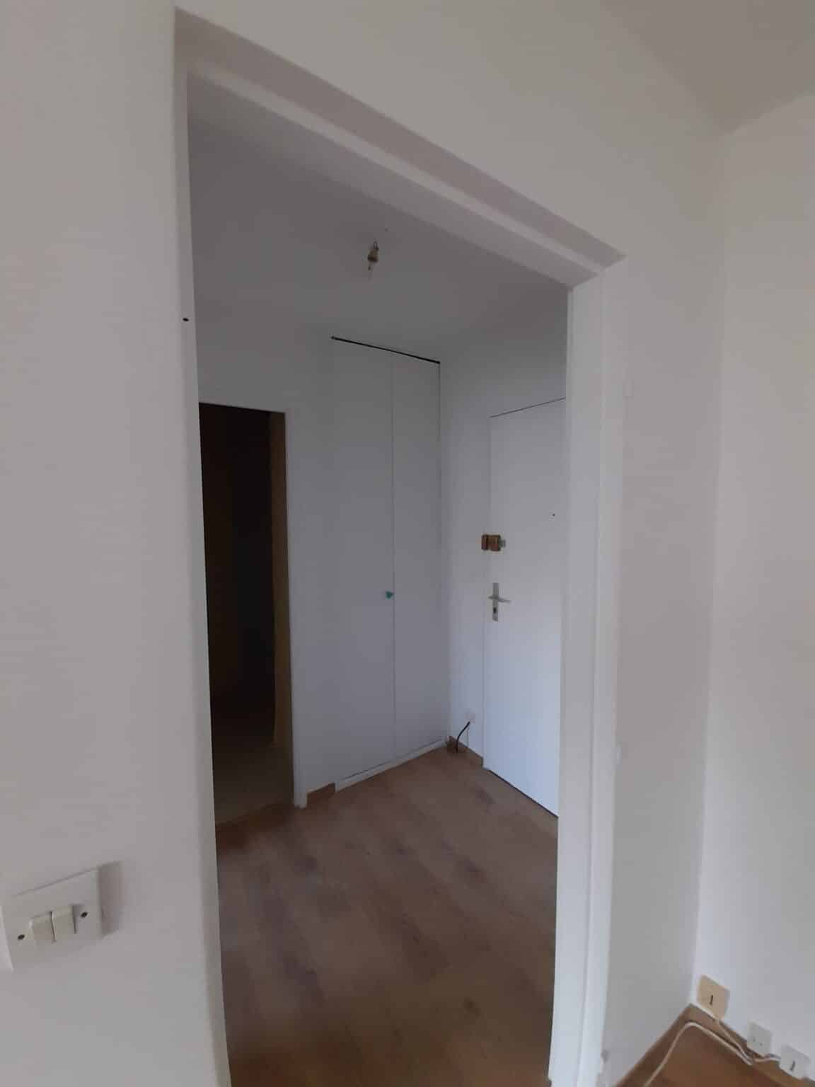 Remise en peinture d’un appartement à La Madeleine (59)