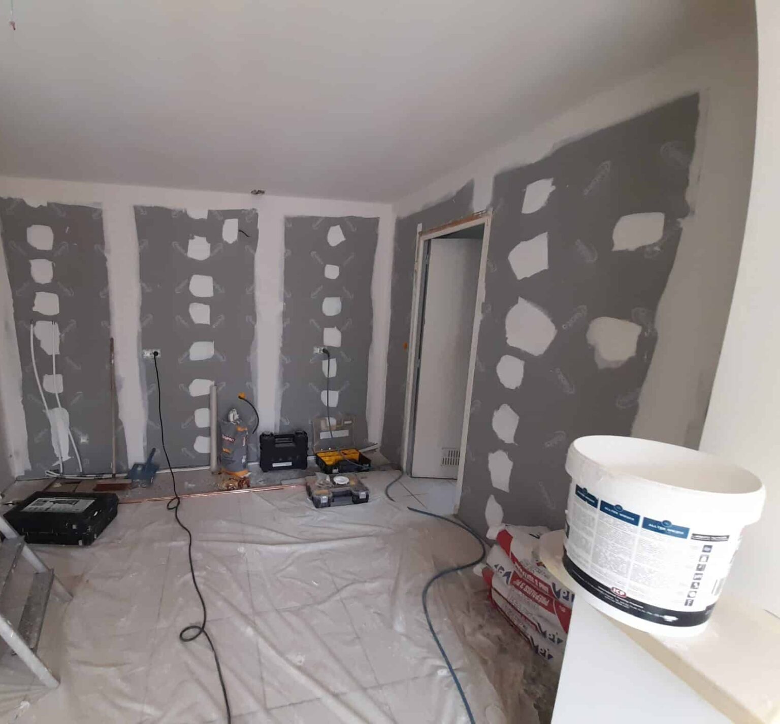 Travaux préparatoires avant rénovation de cuisine à Wattrelos (59)