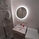 Rénovation complète d’une salle de bain à Lambersart - miroir led