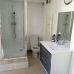Rénovation maison Saint-Léger-en-Yvelines - meubles salle de bain