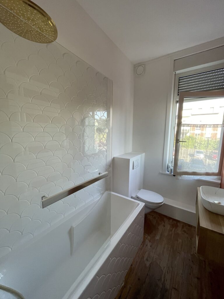 Baignoire - Rénovation d'une salle de bain à Saint-André-lez-Lille 