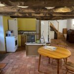 Rénovation partielle maison La Chapelle-Neuve - entrée et pièce à vivre avant travaux