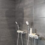 Rénovation d’une salle de bain à Castelnau-d’Estrétefonds (31) - douche et carrelage