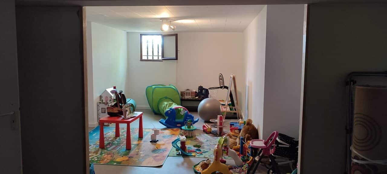 Aménagement garage Auzeville-Tolosane - pièce de jeux pour les enfants