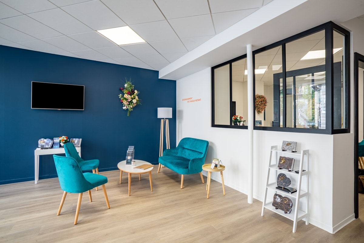 Coin accueil - Rénovation d'un local pro de pompes funèbres à Strasbourg