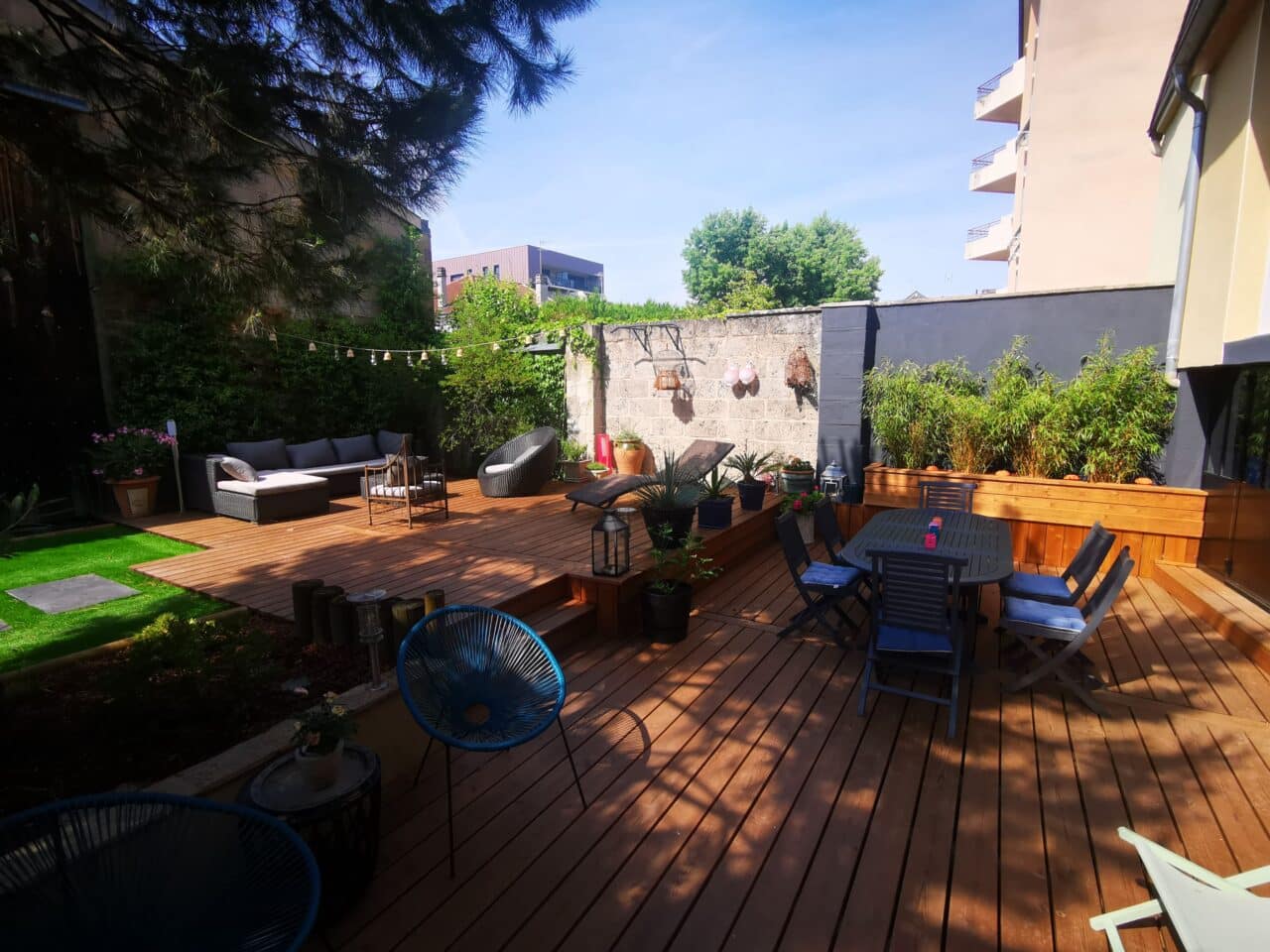 Réalisation de travaux paysagers à Brive (19) - grande terrasse bois