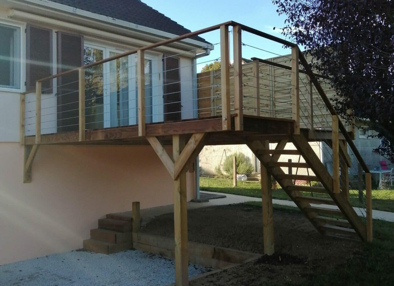 Aménagement d'une terrasse en bois à Hanches - surrélevé