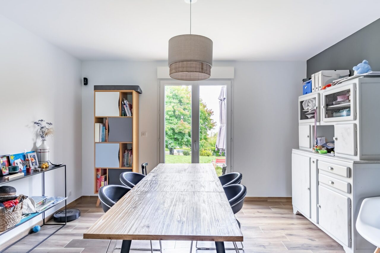 Rénovation d’une maison à Guipavas - salle à manger