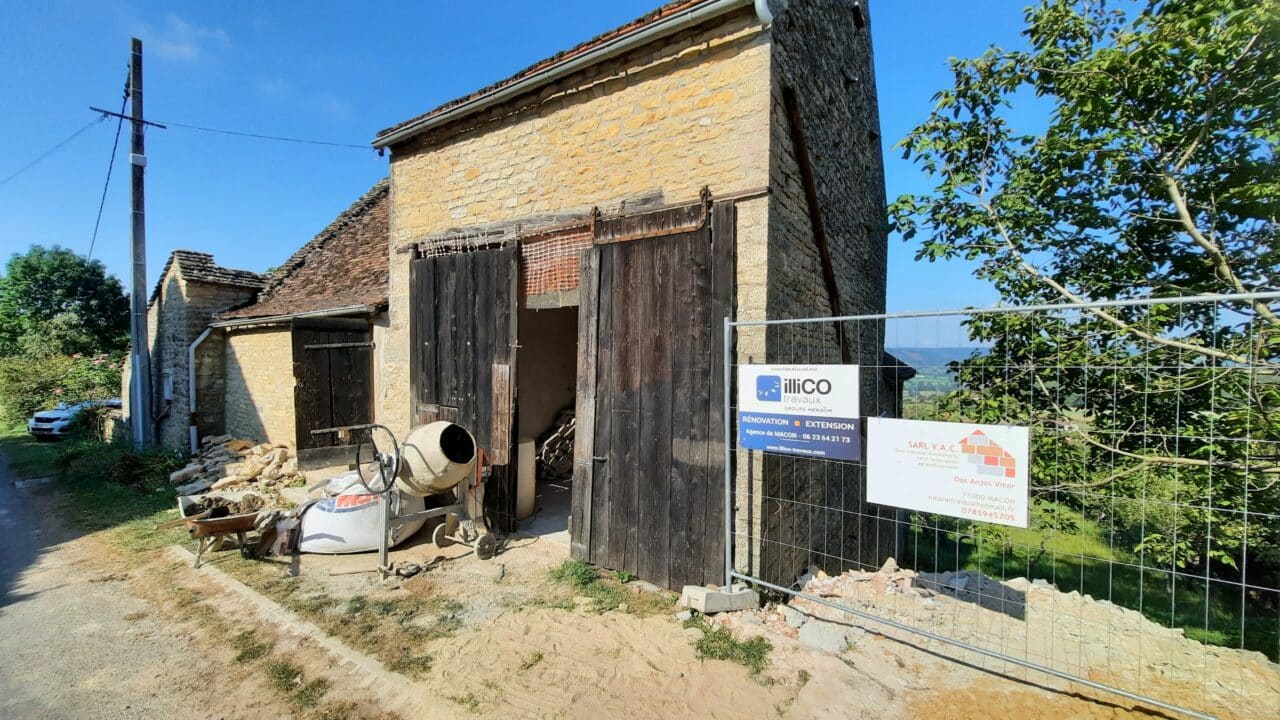 Rénovation complète de maison à Saint-Clément-sur-Guye (71)