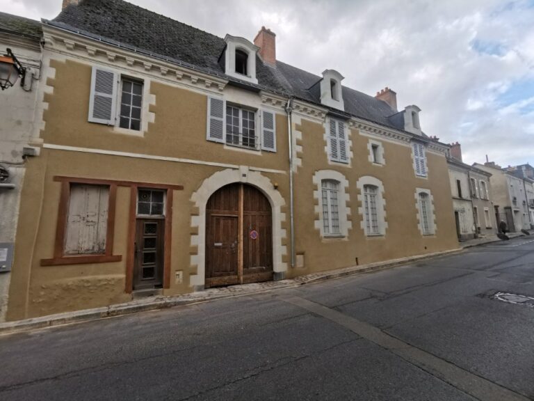Rénovation extérieure de maison à Baugé-en-Anjou (72)