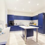 rénovation maison cuisine bleue - ilot central